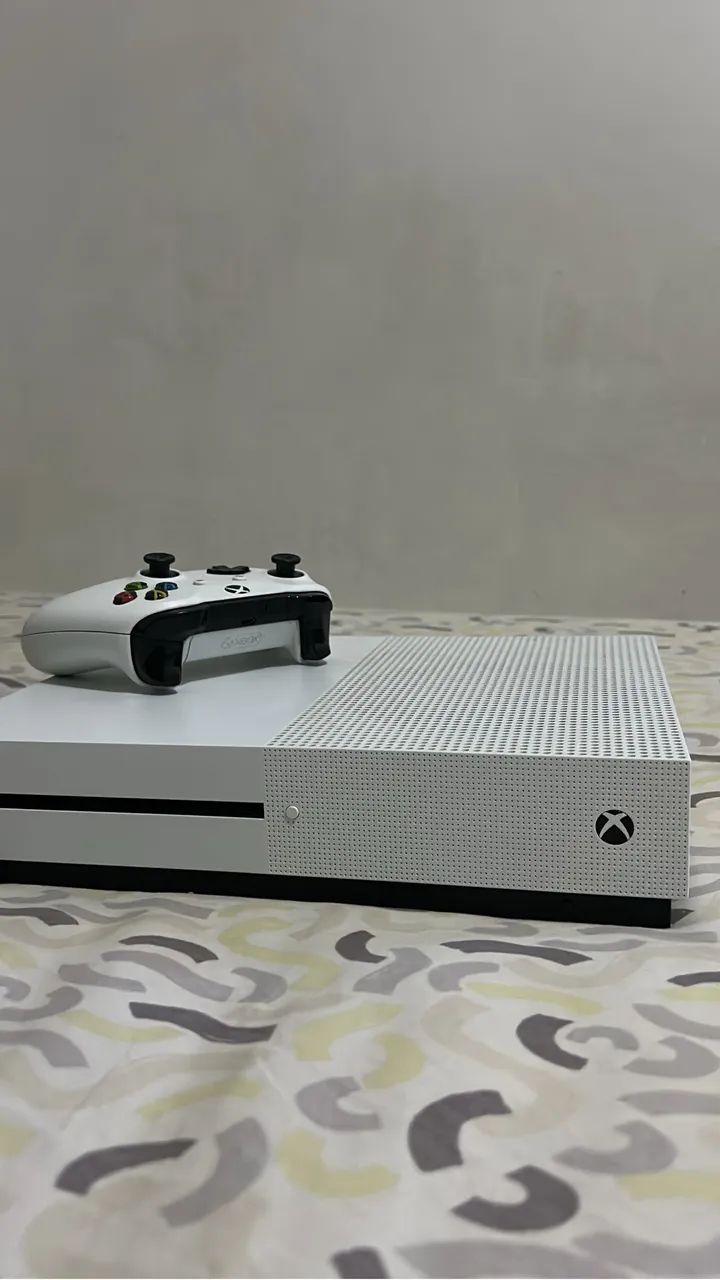 XBOX ONE S
