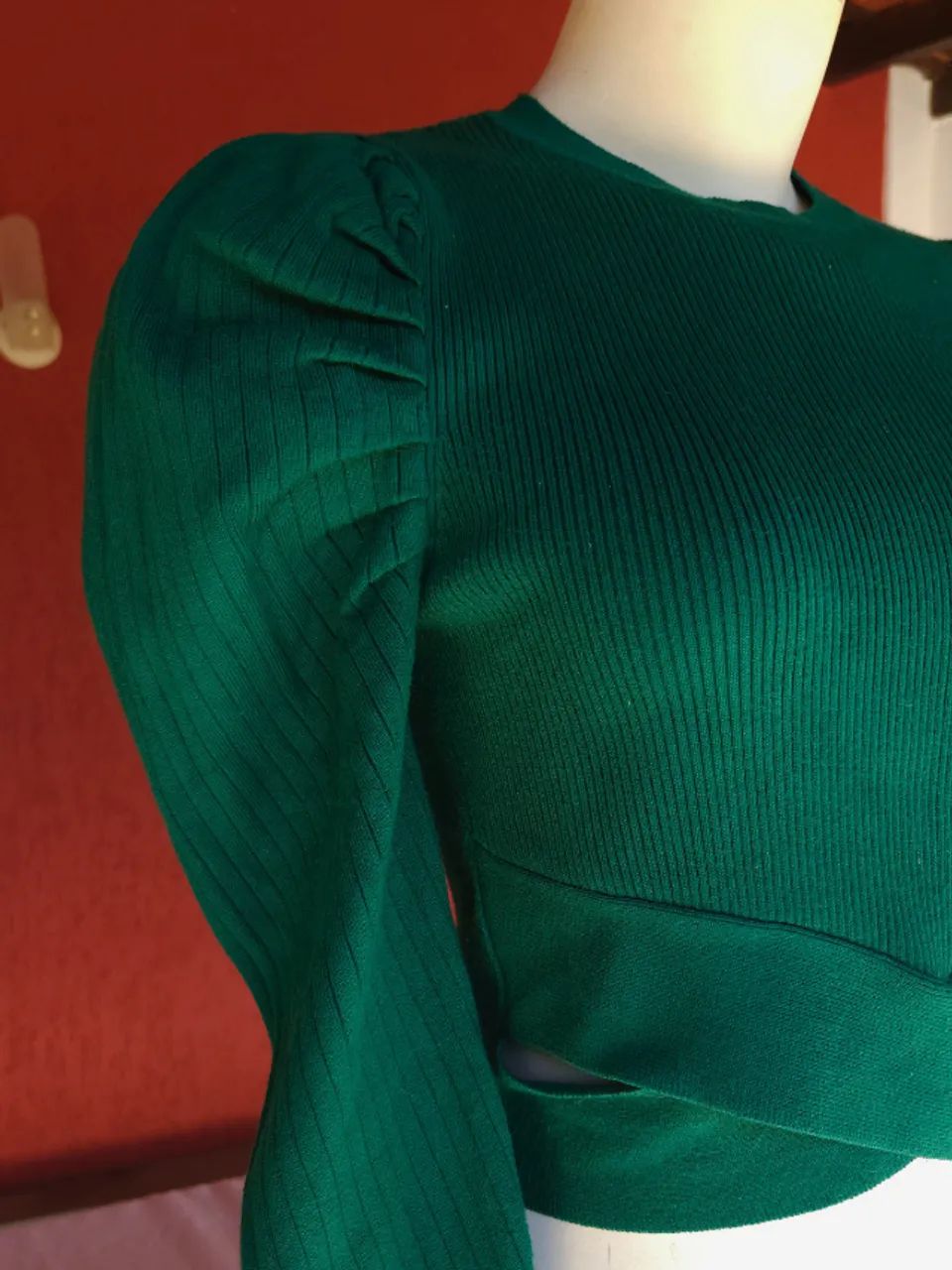Blusa ZARA verde canelada manga bufante - Foto 4