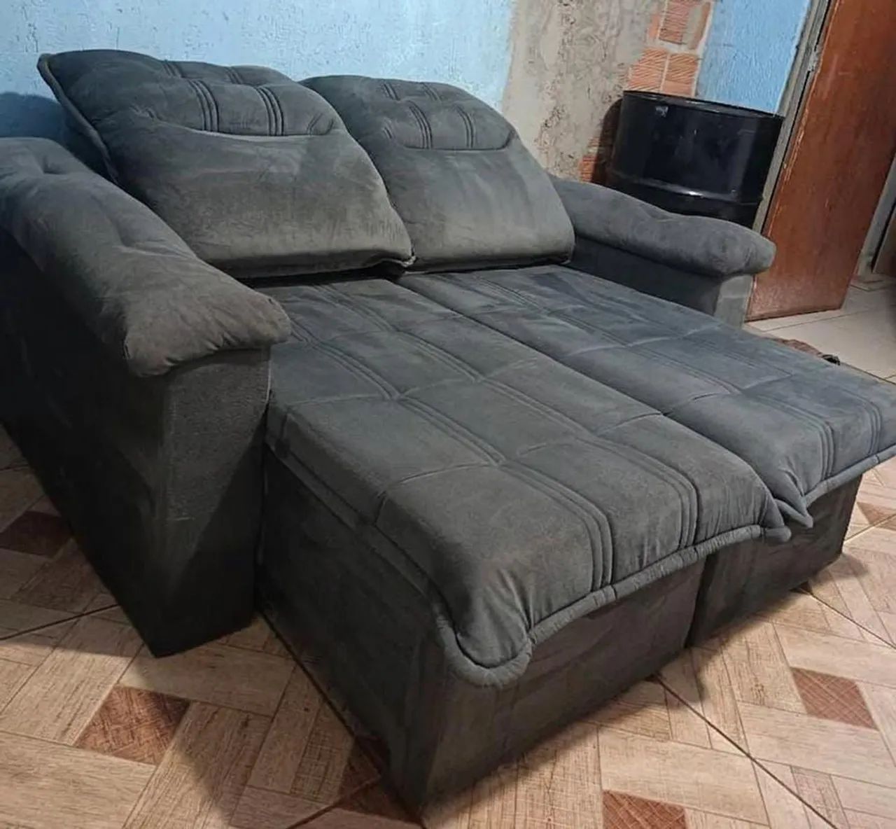Sofá top retrátil e reclinável cinza!! 