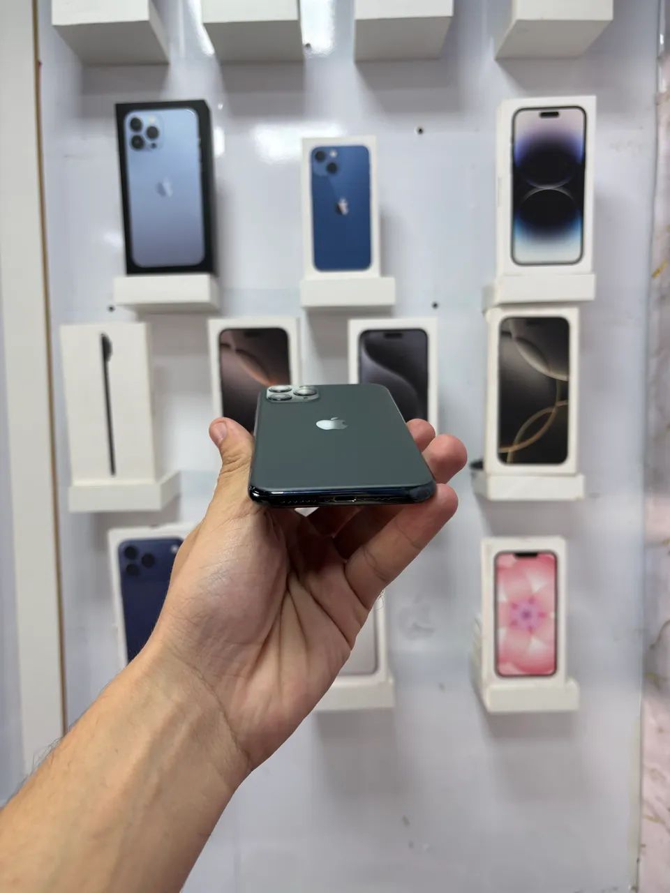 iPhone 11 Pro - 64GB ( VERDE ) TODO ORIGINAL!! - Foto 4