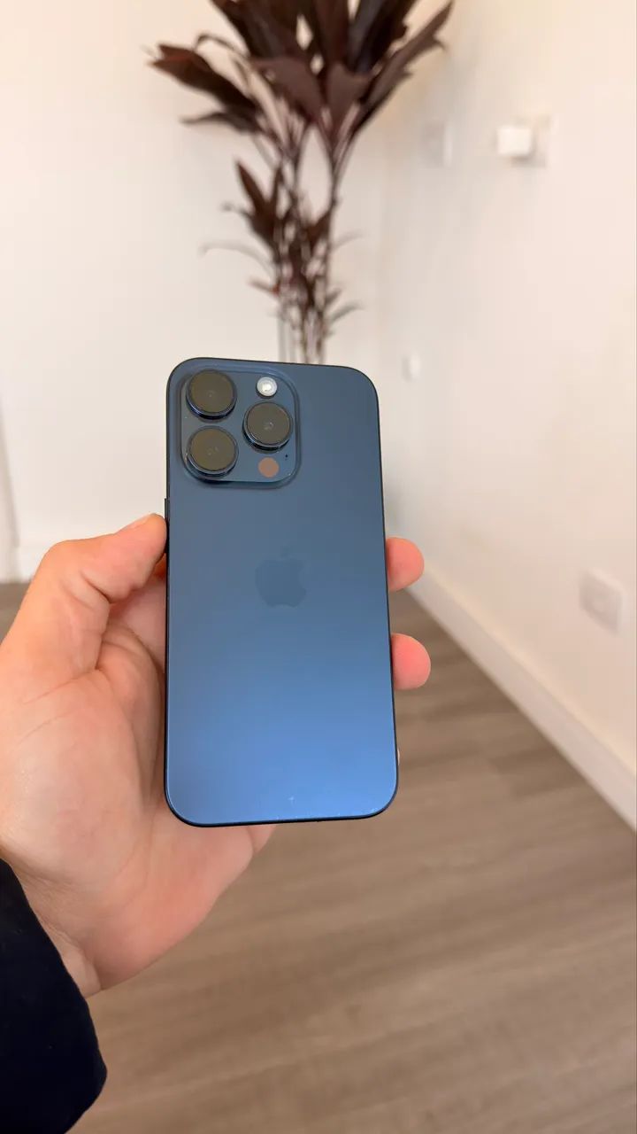iPhone 15 pro 128gb azul  - Foto 2