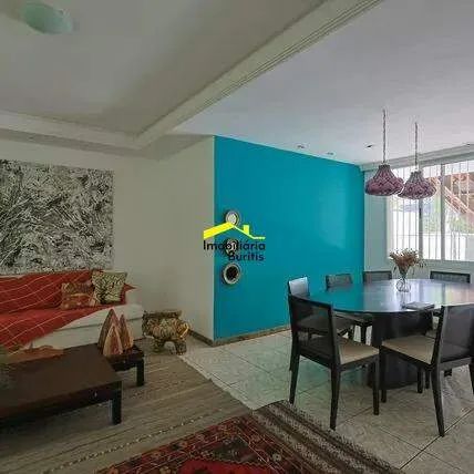 Casa com 4 Quartos, Piscina e 4 Vagas para Locação no Buritis - Foto 2