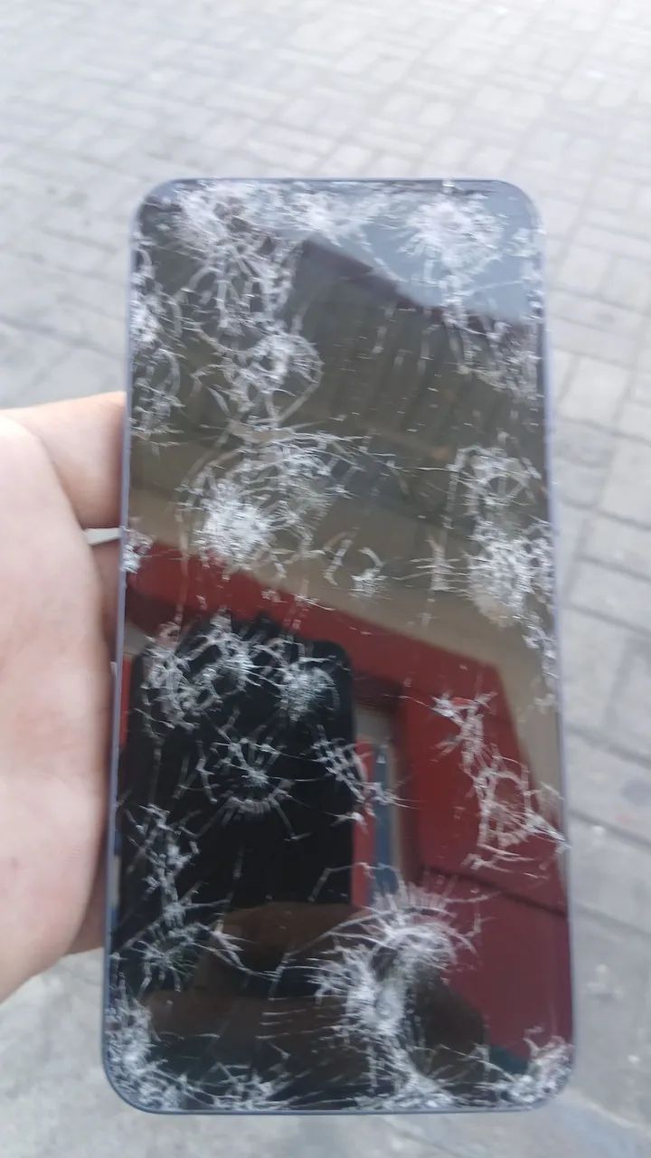 A55 frontal e traseira trincada