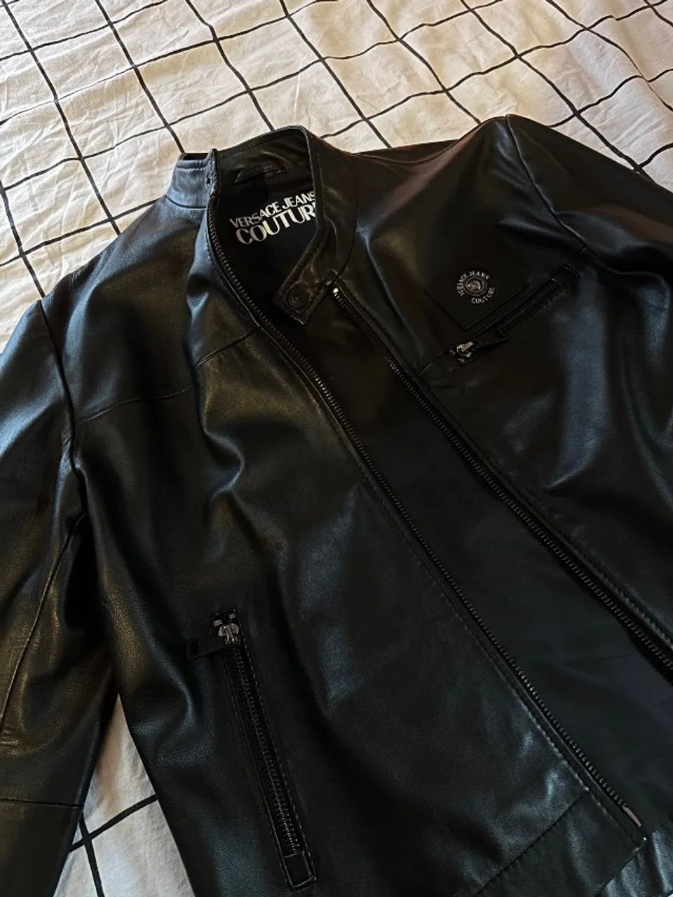 Jaqueta de couro preta Versace Jeans Couture - Foto 2