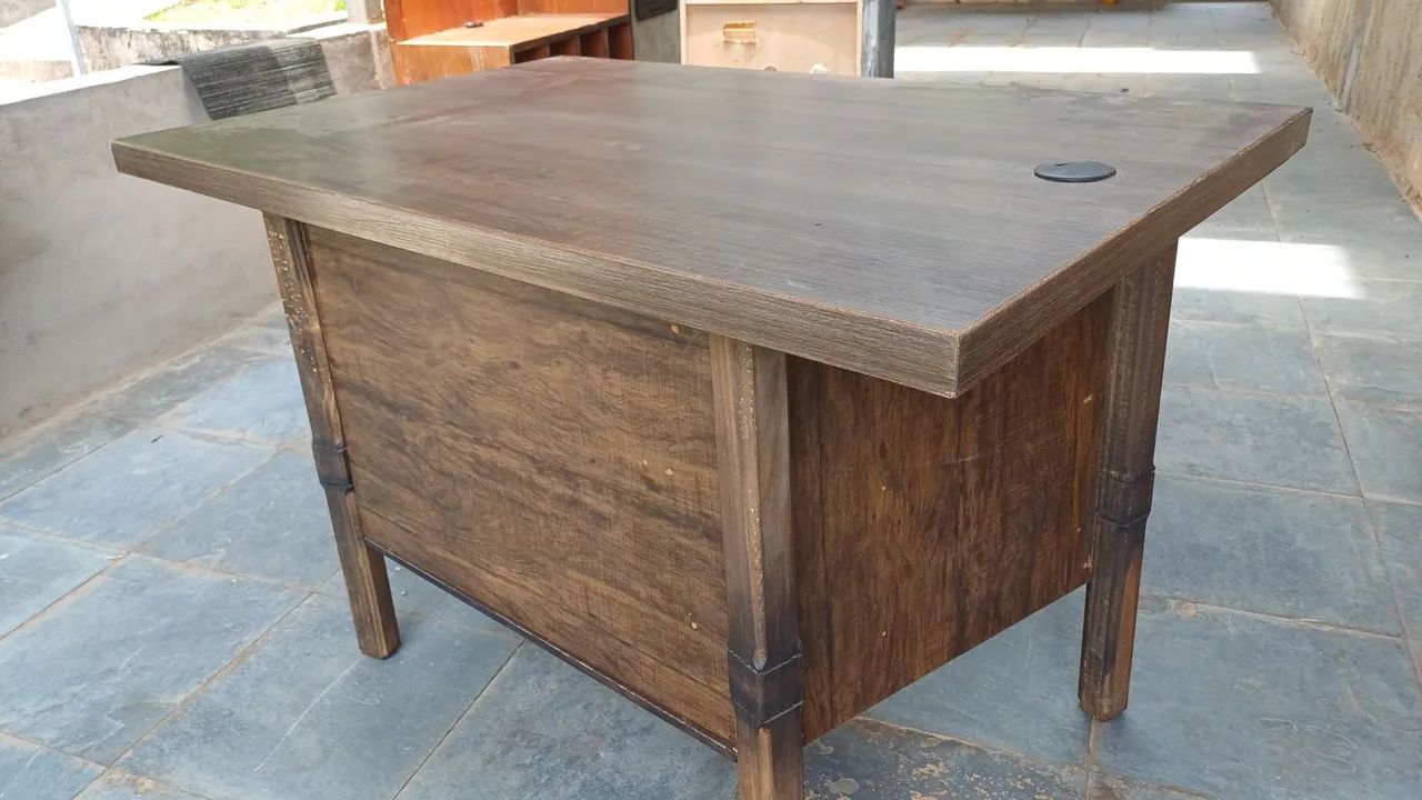 Mesa de Escritório em V* - Foto 2