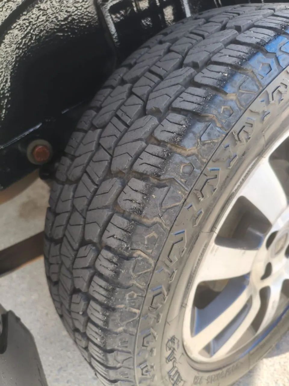 Fiat Strada Adventure1.8/ 1.8 Locker Flex CD 2014 - Foto 5