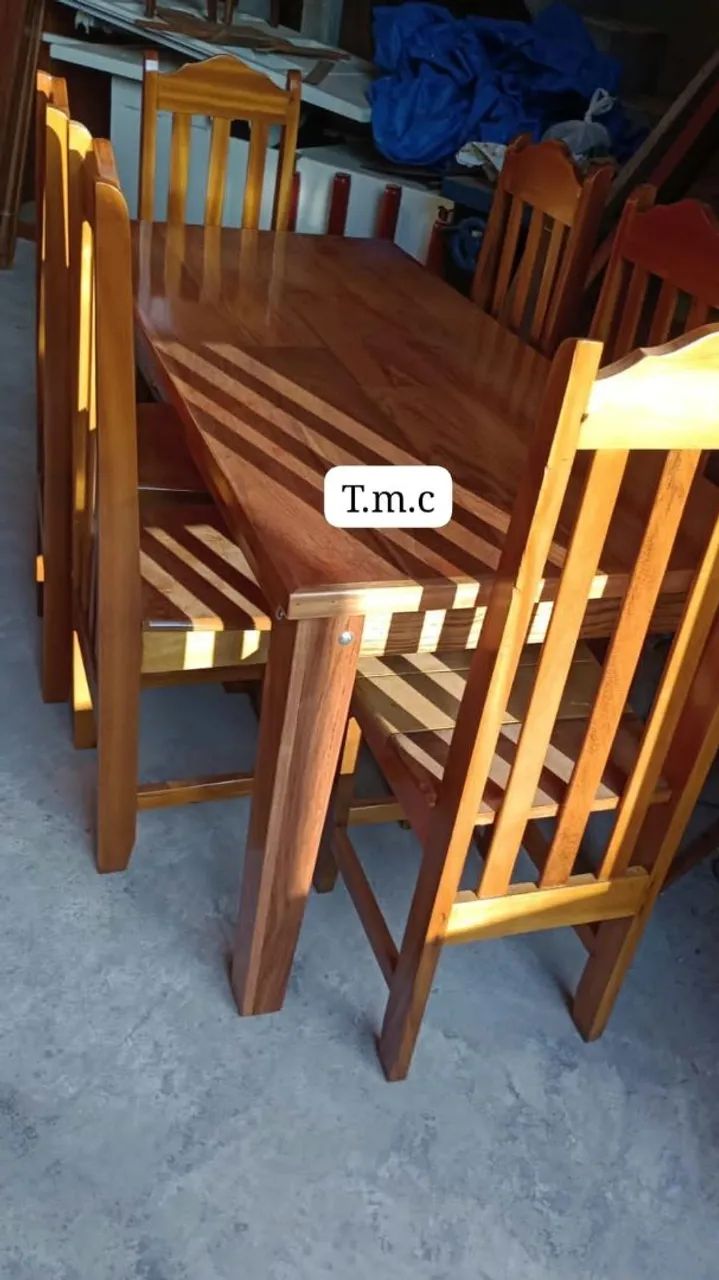 Mesa de madeira com 4 cadeiras  - Foto 4