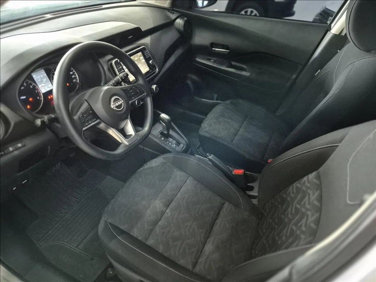 Nissan Kicks Sense 1.6 16V Flex Aut., foto 8 de 14
