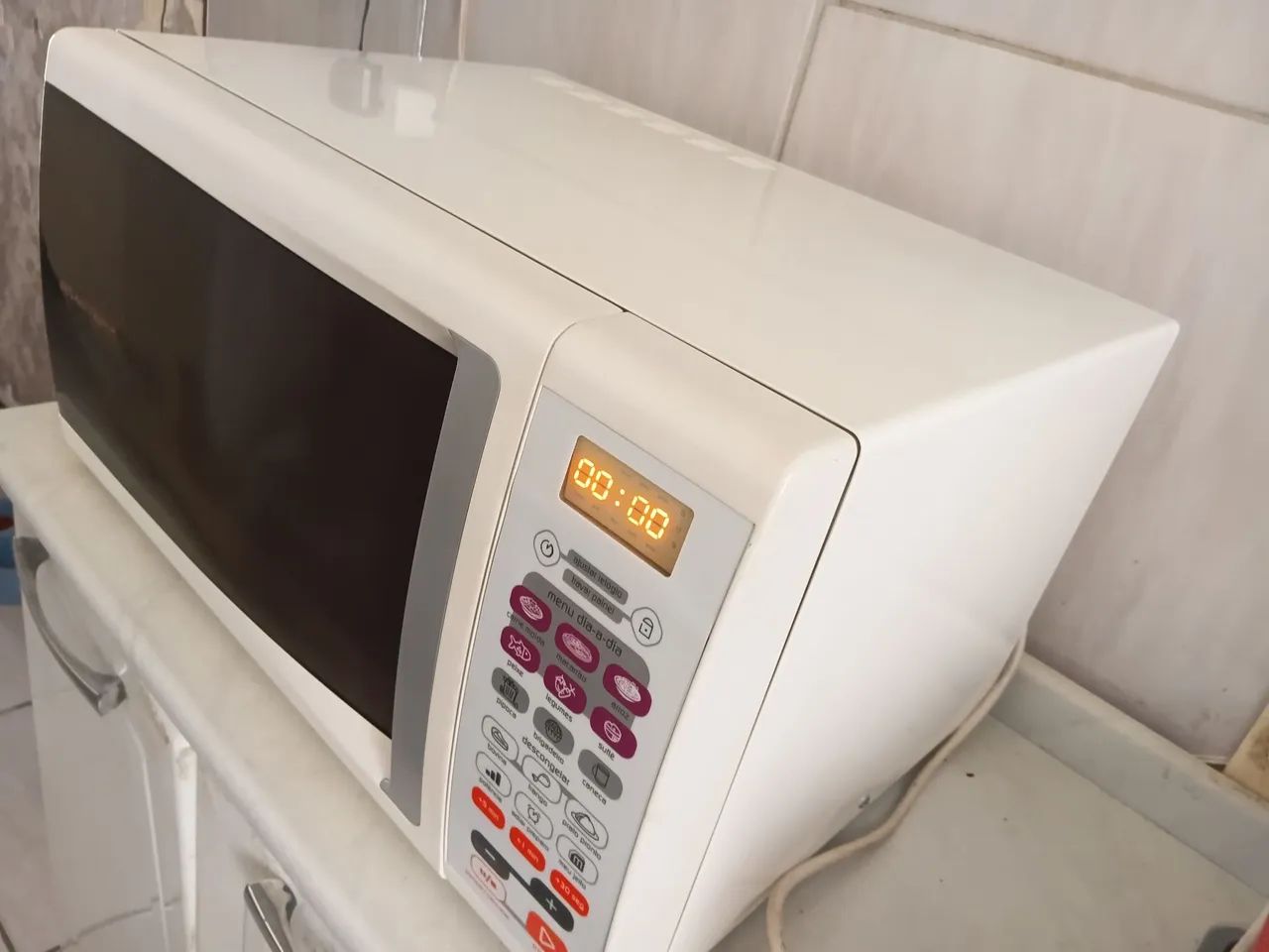 Microondas Brastemp ative 30 litros - Foto 2
