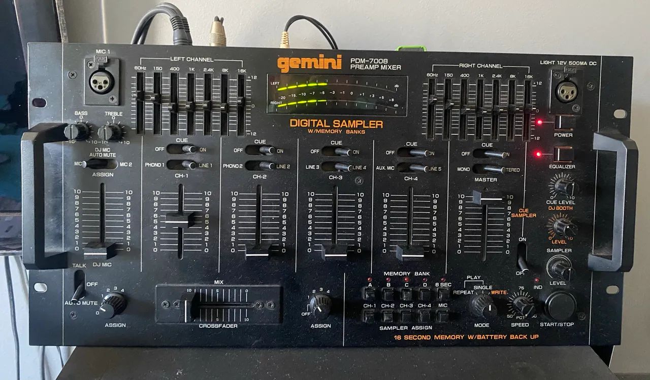 Mixer GEMINI PDM-7008 PREAMP MIXER - Foto 2