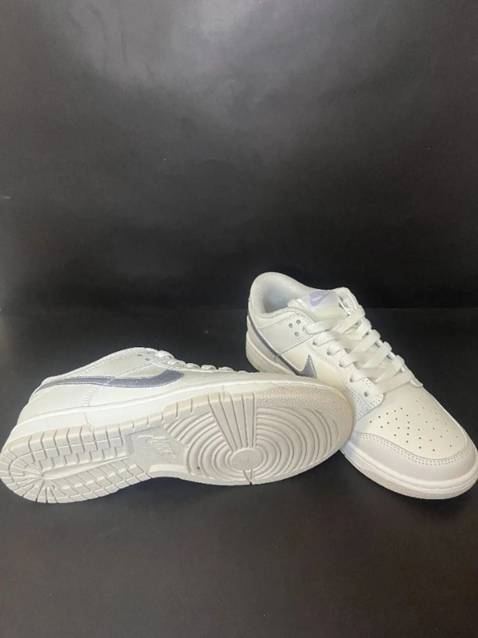 Tenis Nike Dunk Low 37,5 - Foto 5