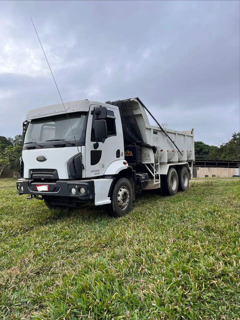 Caminhão Cargo 26 29 Traçado 
