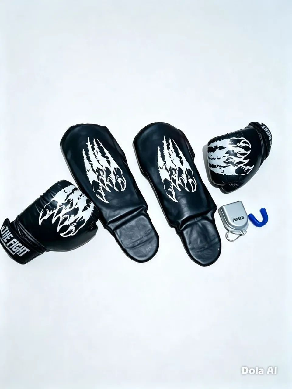 Kit de muay Thai bolsa + 2 luvas + 2 caneleira + protetor bocal - Foto 3
