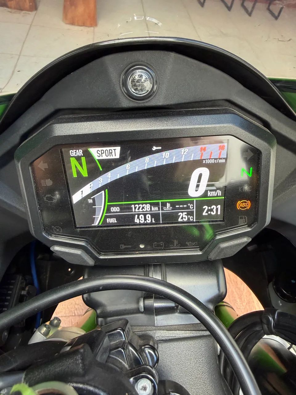 Kawasaki Zx-10/ Zx-10r 1000cc 2022 - 1497180526 | OLX