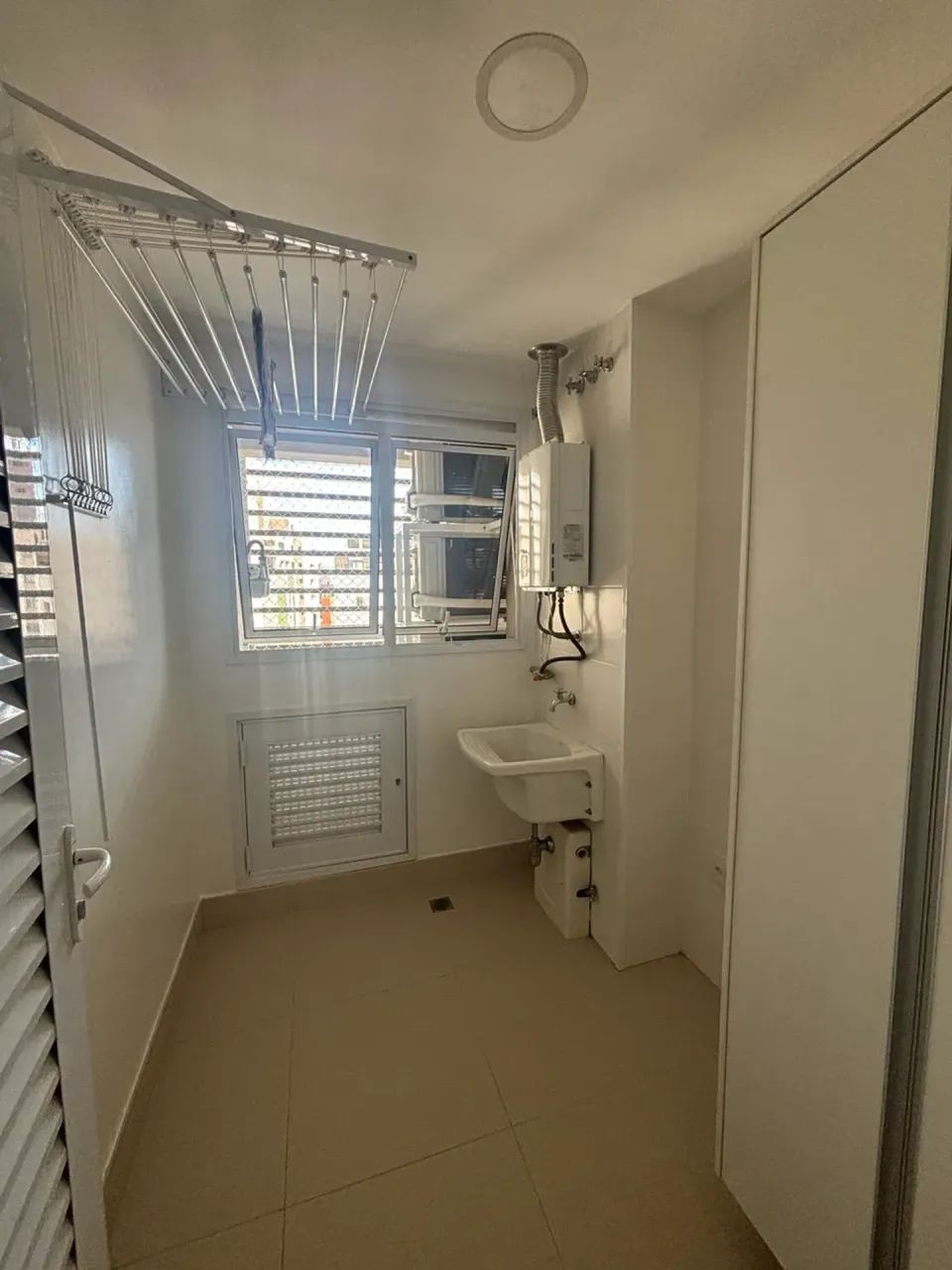 Cambuí Excelente Apartamento com 185m2 3 Suítes em Campinas - Foto 4