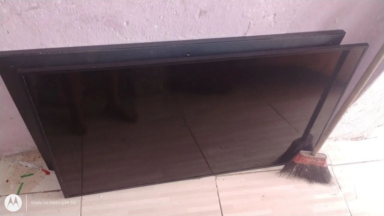 Tv com defeito  retirar peças  - Foto 2