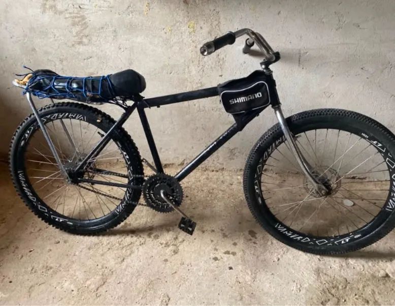 Bicicleta  - Foto 2