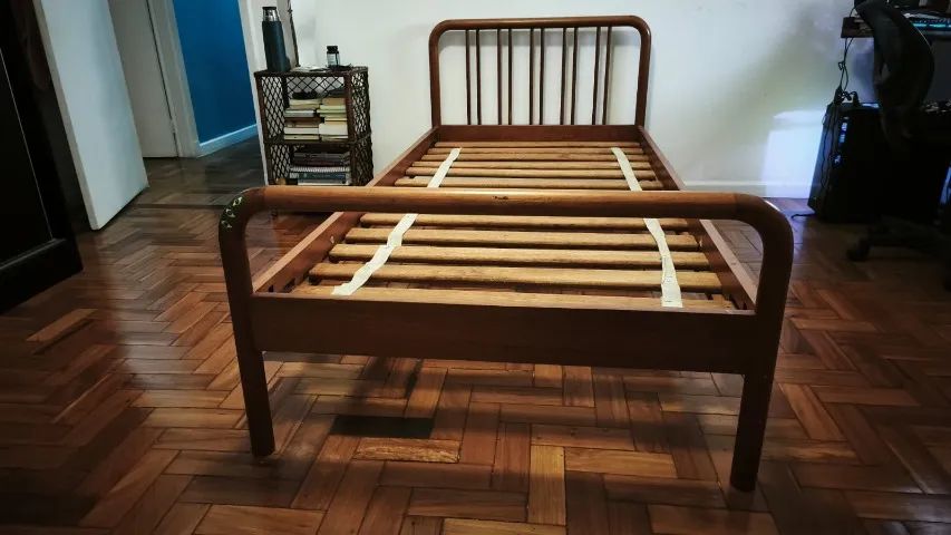 Cama de solteiro de madeira - Foto 2