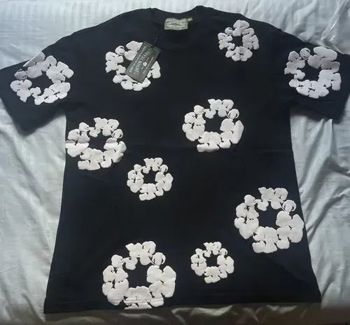 camiseta denim tears usada somente 2 vezes