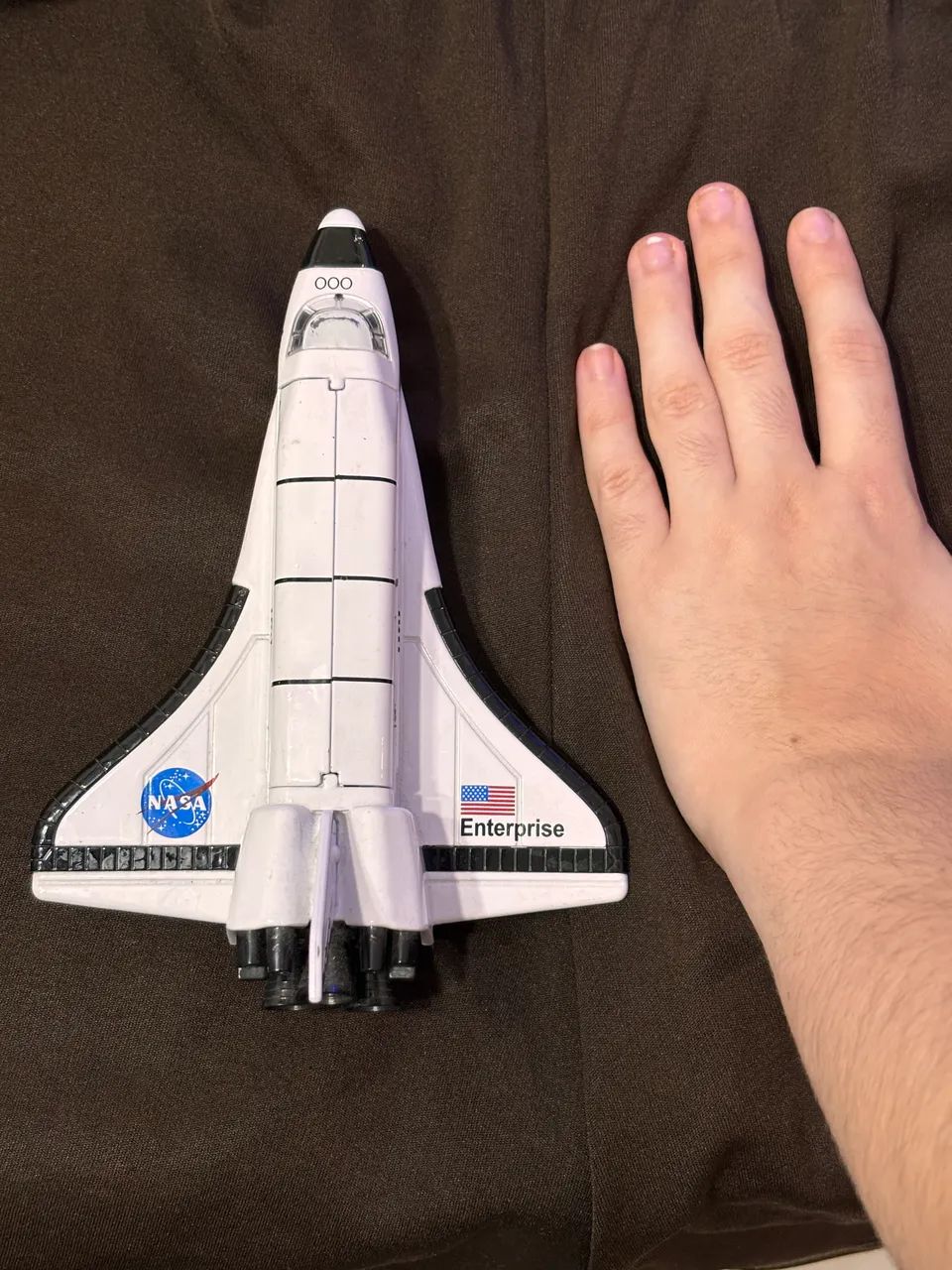 Miniatura nave Enterprise comprada na Epcot - Foto 3