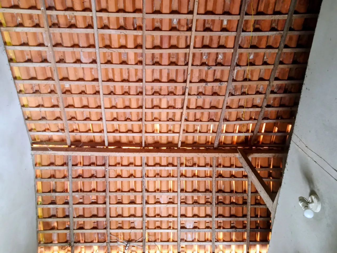 Trabalho com telhado profissional de qualidade com segurança  - Foto 2
