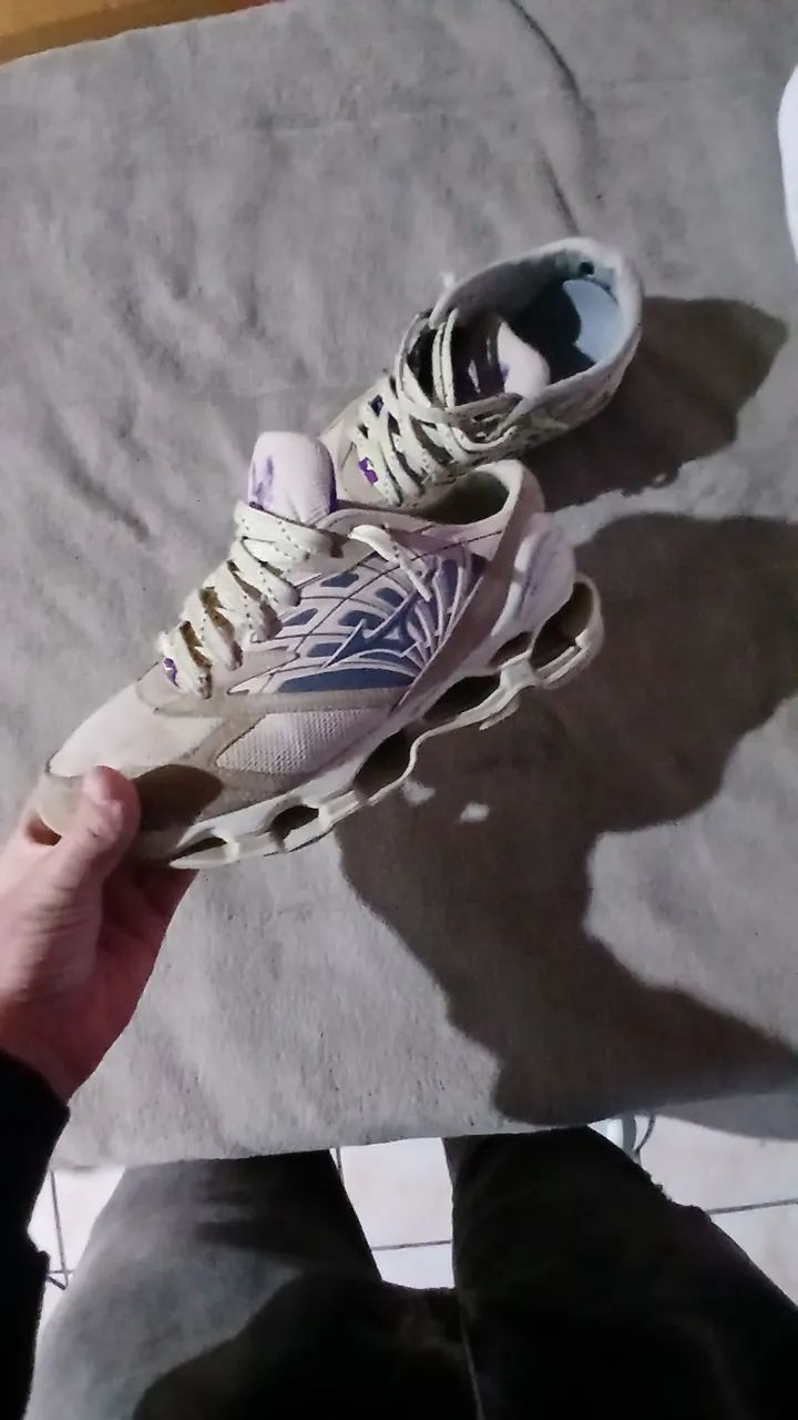 Tênis mizuno