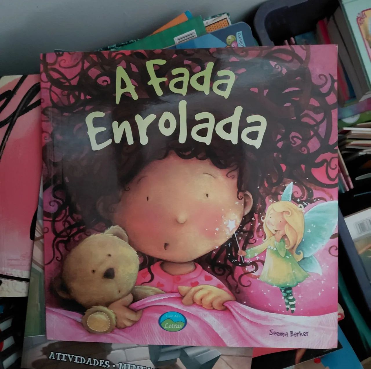 Livro "A fada enrolada " 