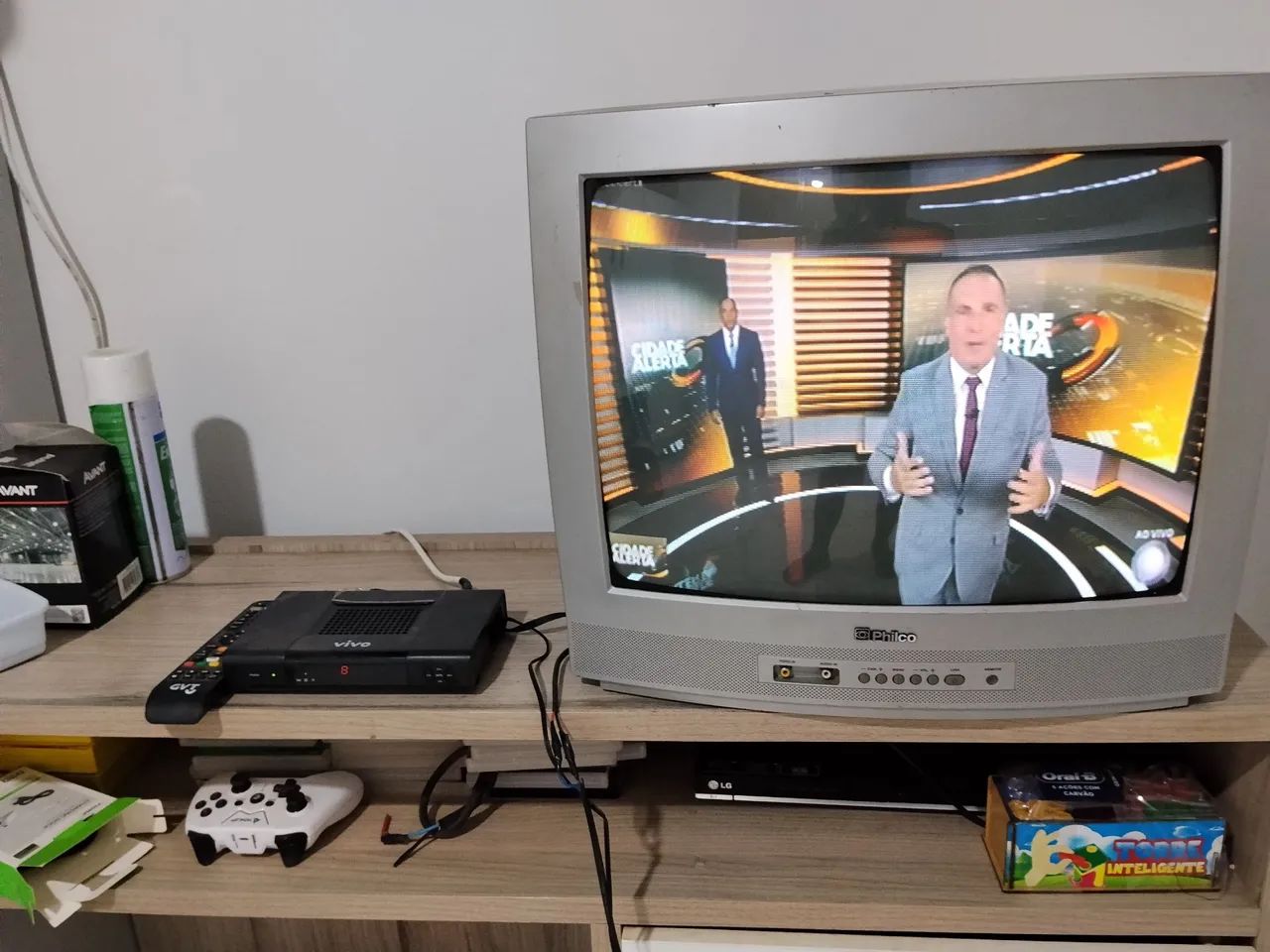 TV de 20 polegadas e conversor 