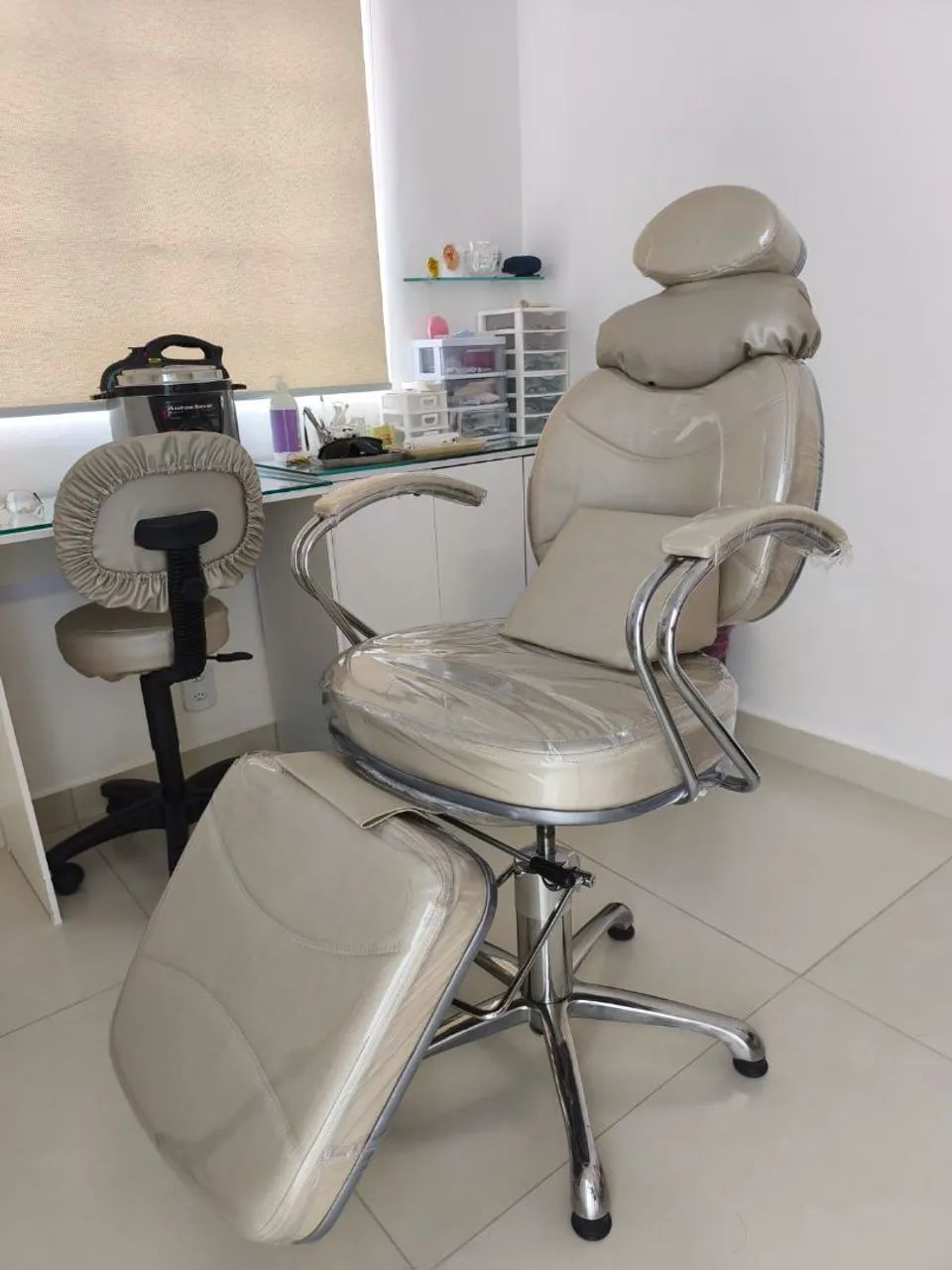 Cadeira de estética  - Foto 2