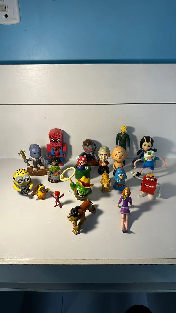 Coleção de bonecos (brinquedos) - Foto 4