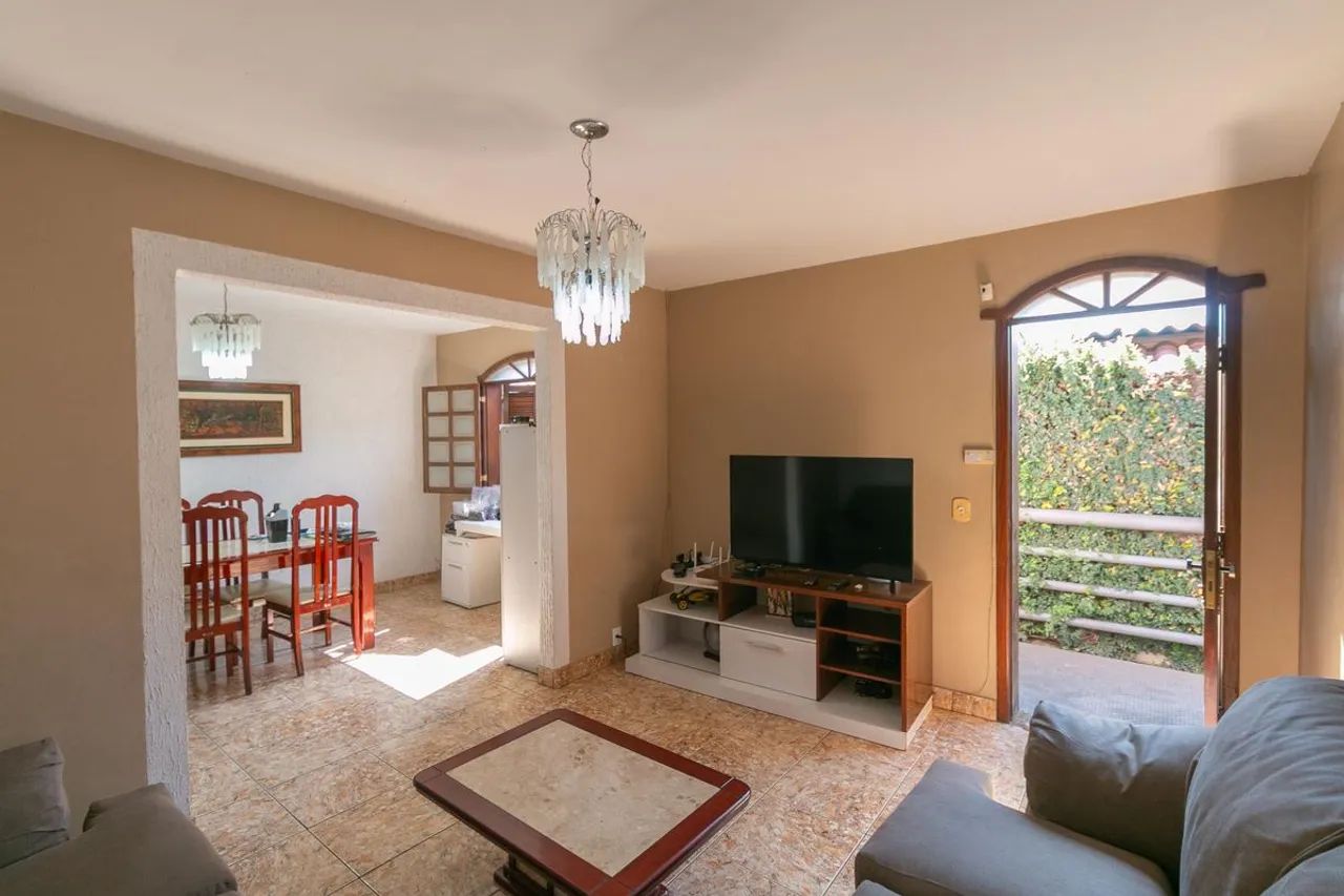 Casa à Venda - Heliópolis, 3 Quartos, 173 m2 - Foto 4