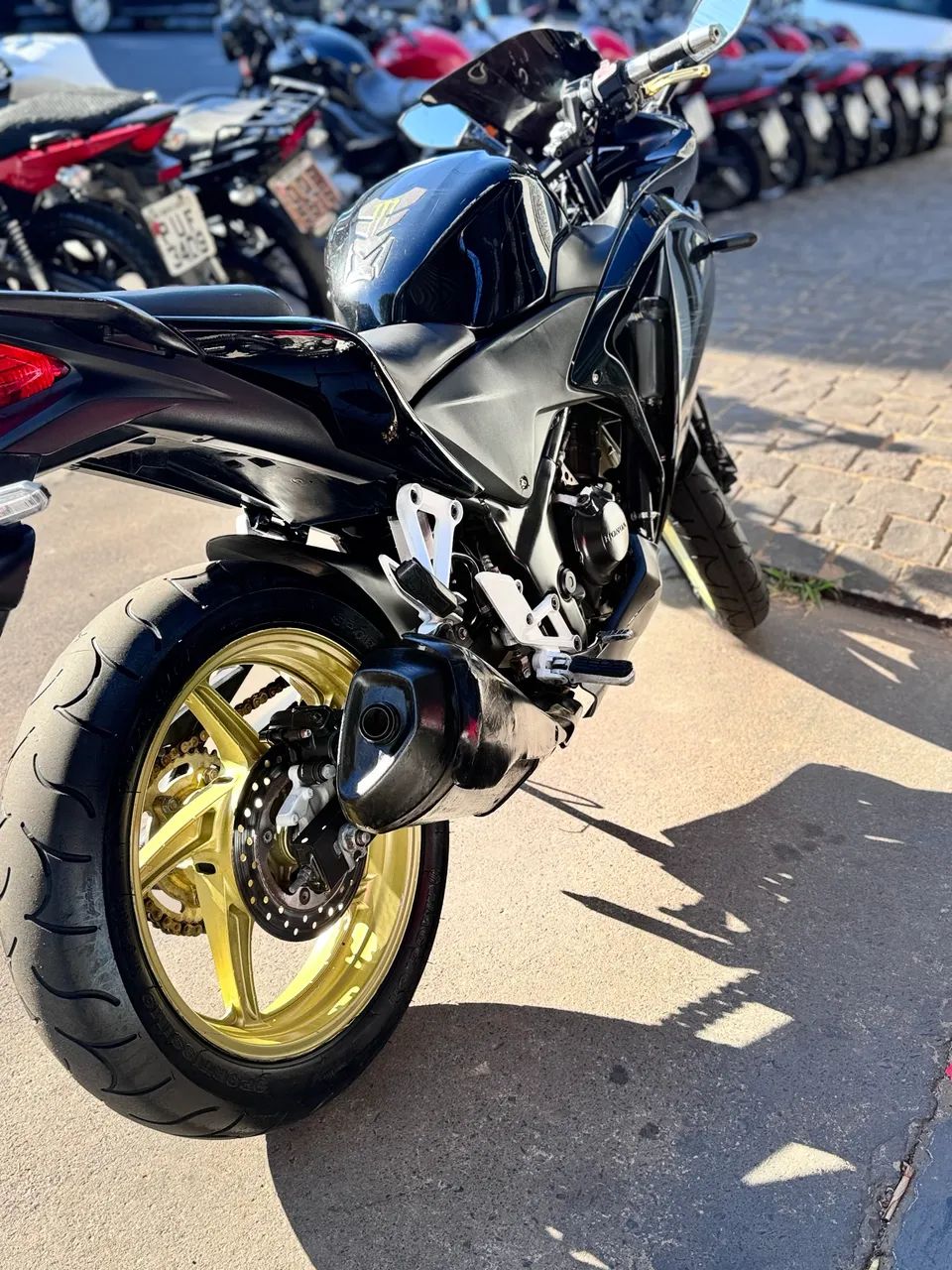 CBR 250