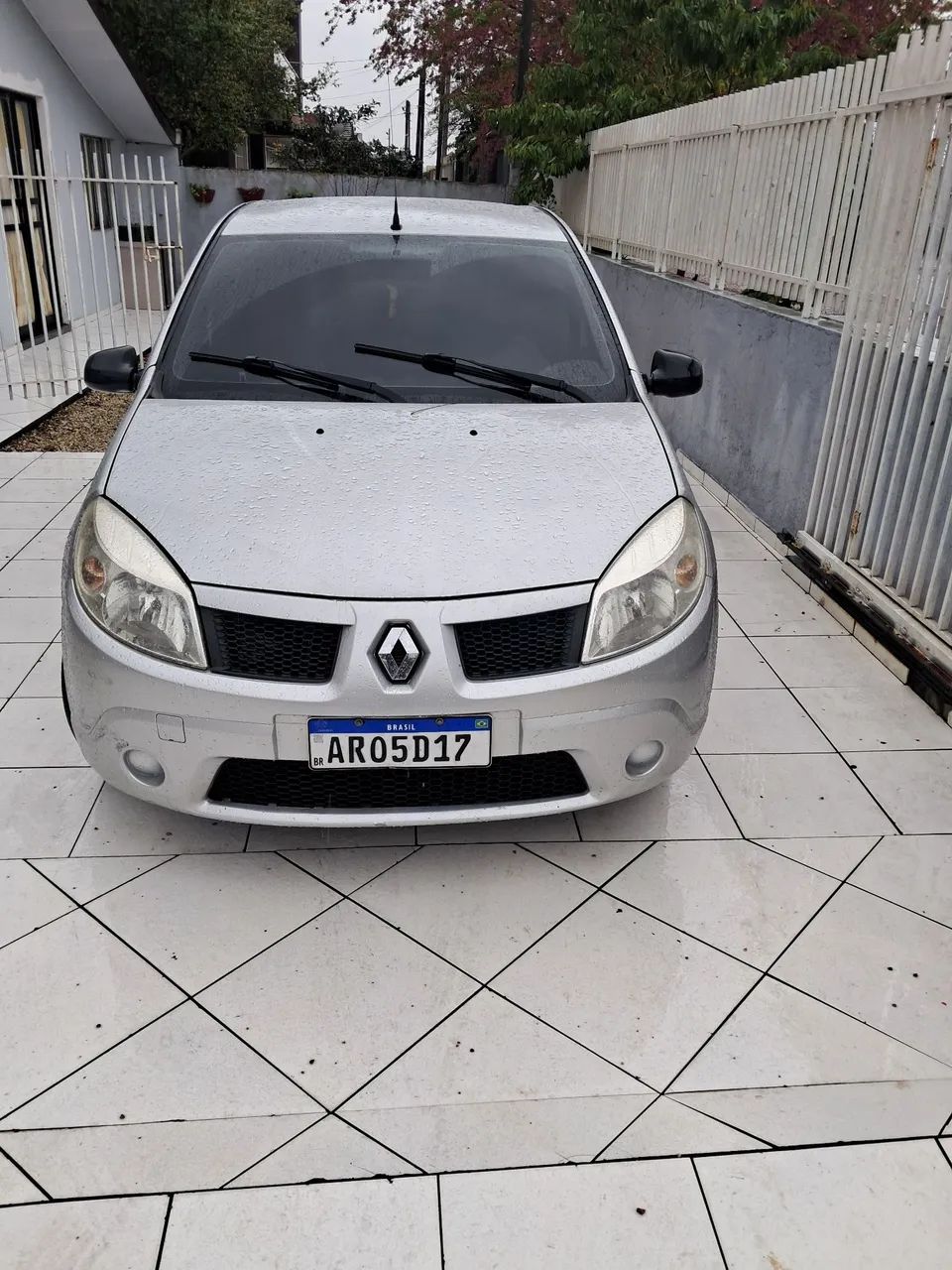 Renault Sandero 2010