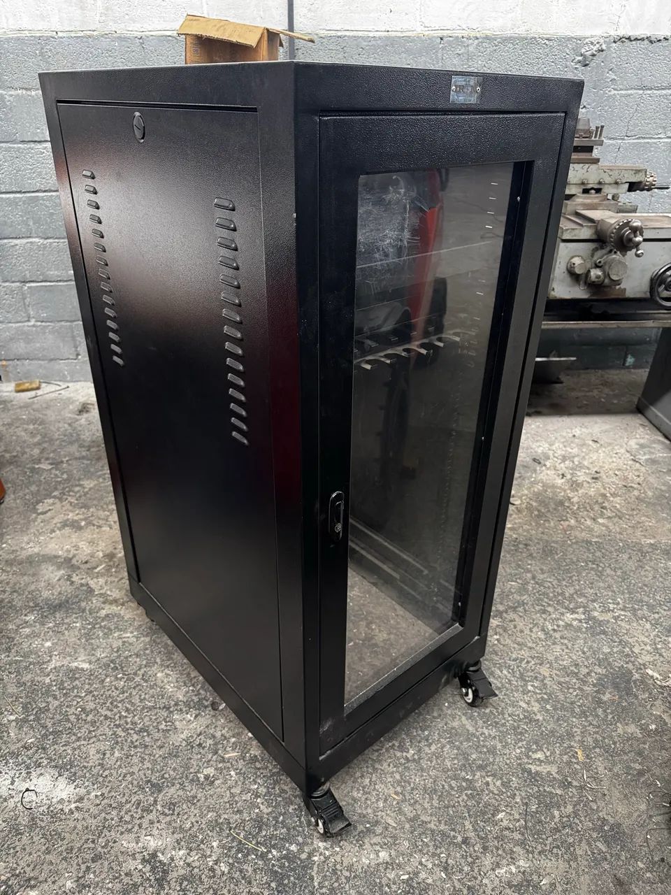 Rack de Piso Marca Iron 1,24m de altura