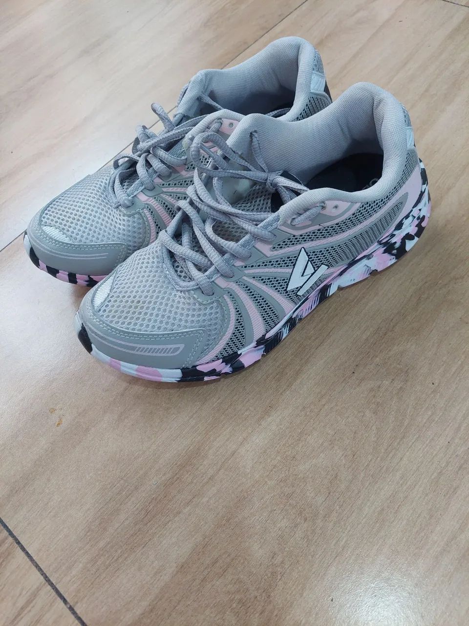 Tenis Oldsen-Kit 3 pares sem uso