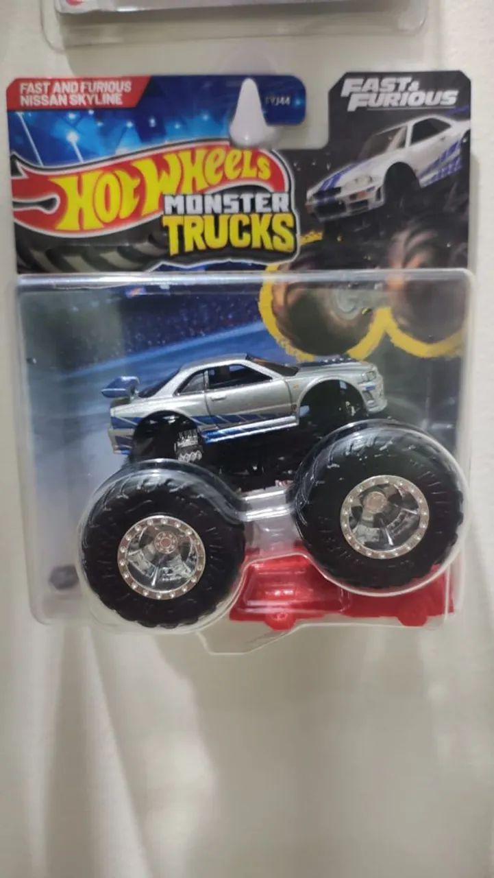 MONSTER TRUCKS FAST & FURIOUS NISSAN SKYLINE 