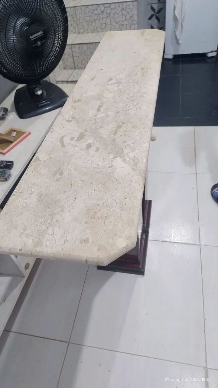 VENDO APARADOR DE SALA EM GRANITO  - Foto 3