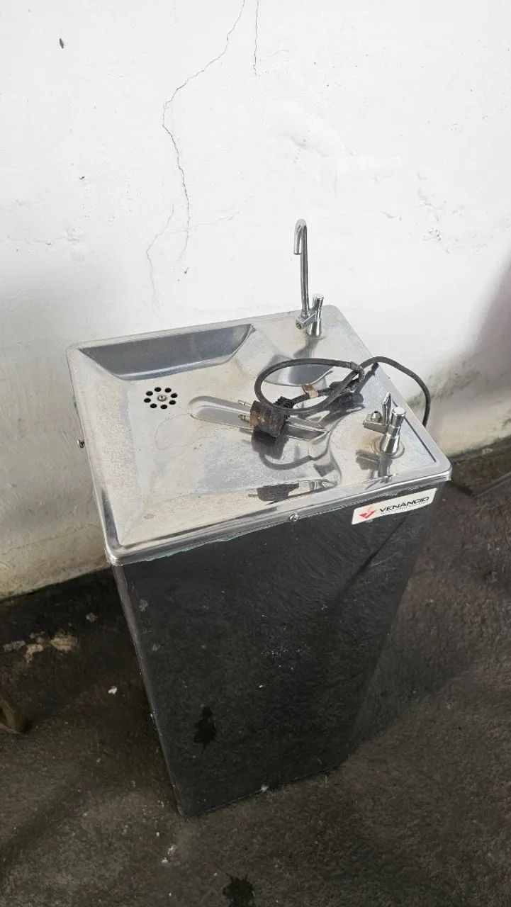 Bebedouro Inox Coluna