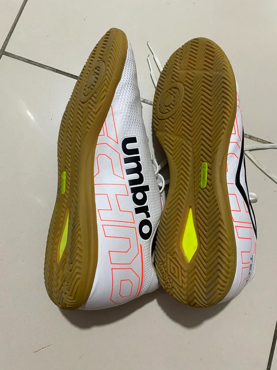Chuteira umbro  - Foto 2
