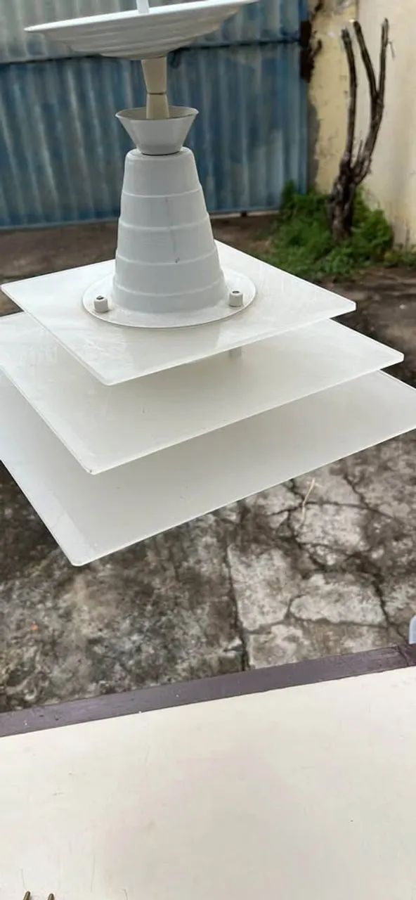 Luminária em acrílico