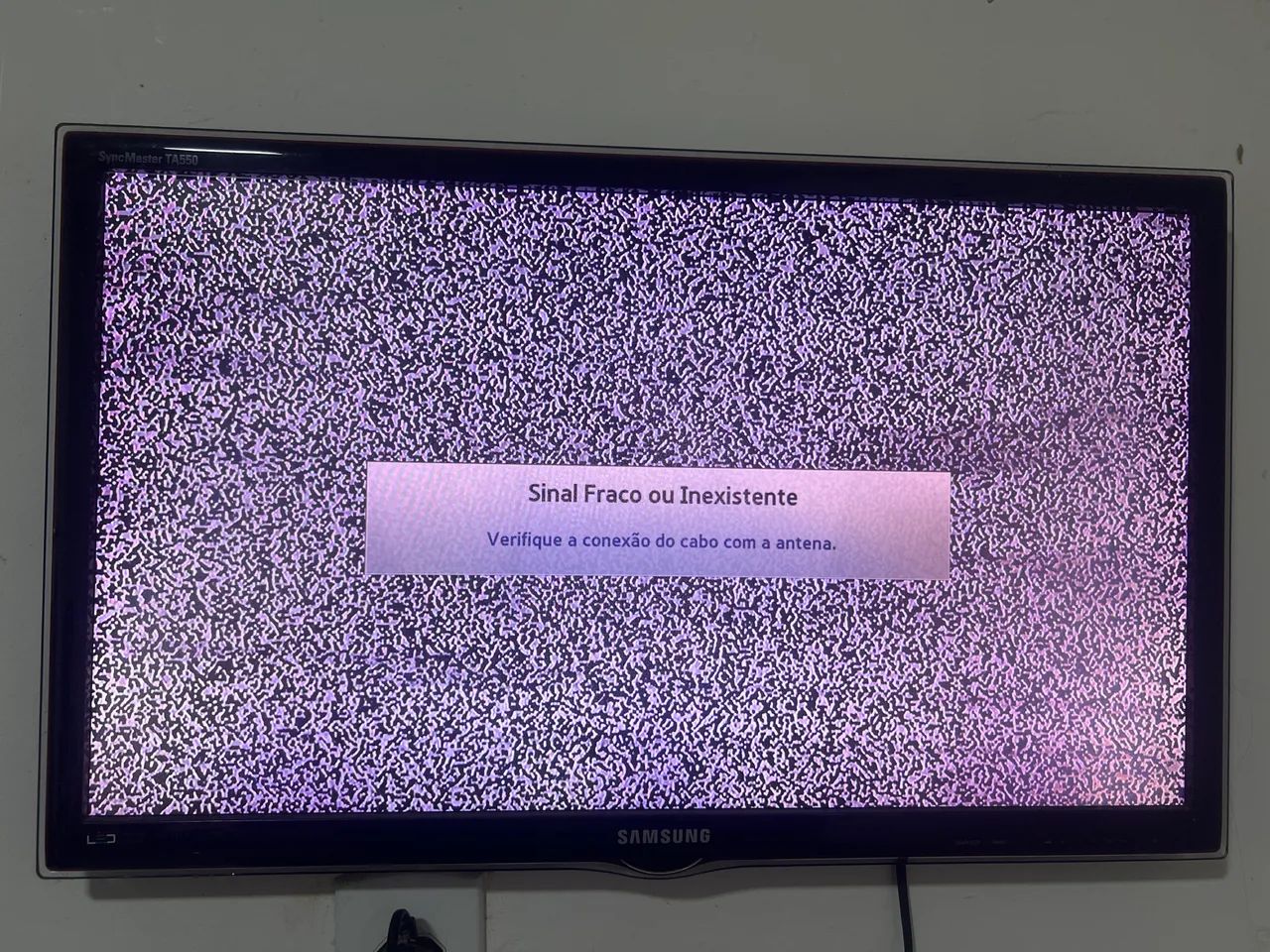 TV SAMSUNG 27 Polegadas Led ( manchas na tela ) - Foto 4