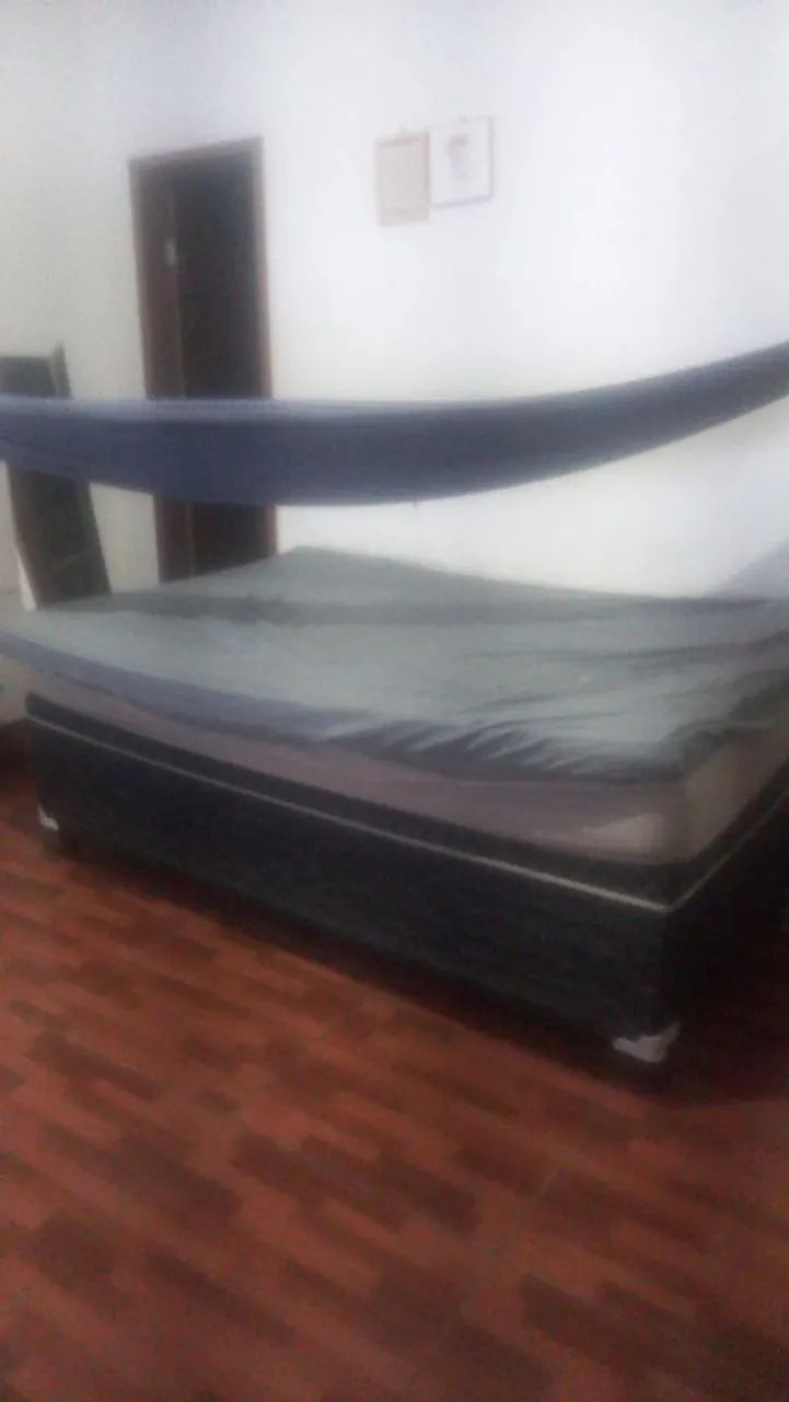Cama Box.      E colchão que faz massagem ? 