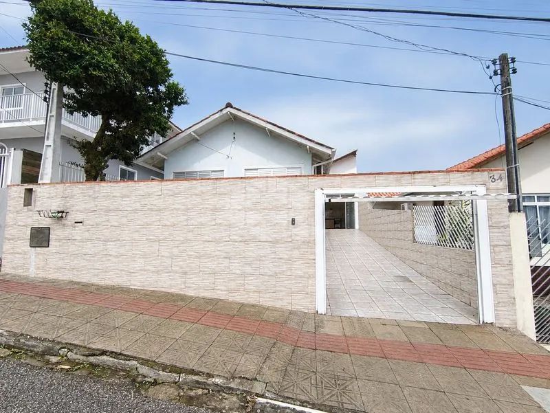 Casa Residencial 100M² - para Alugar
