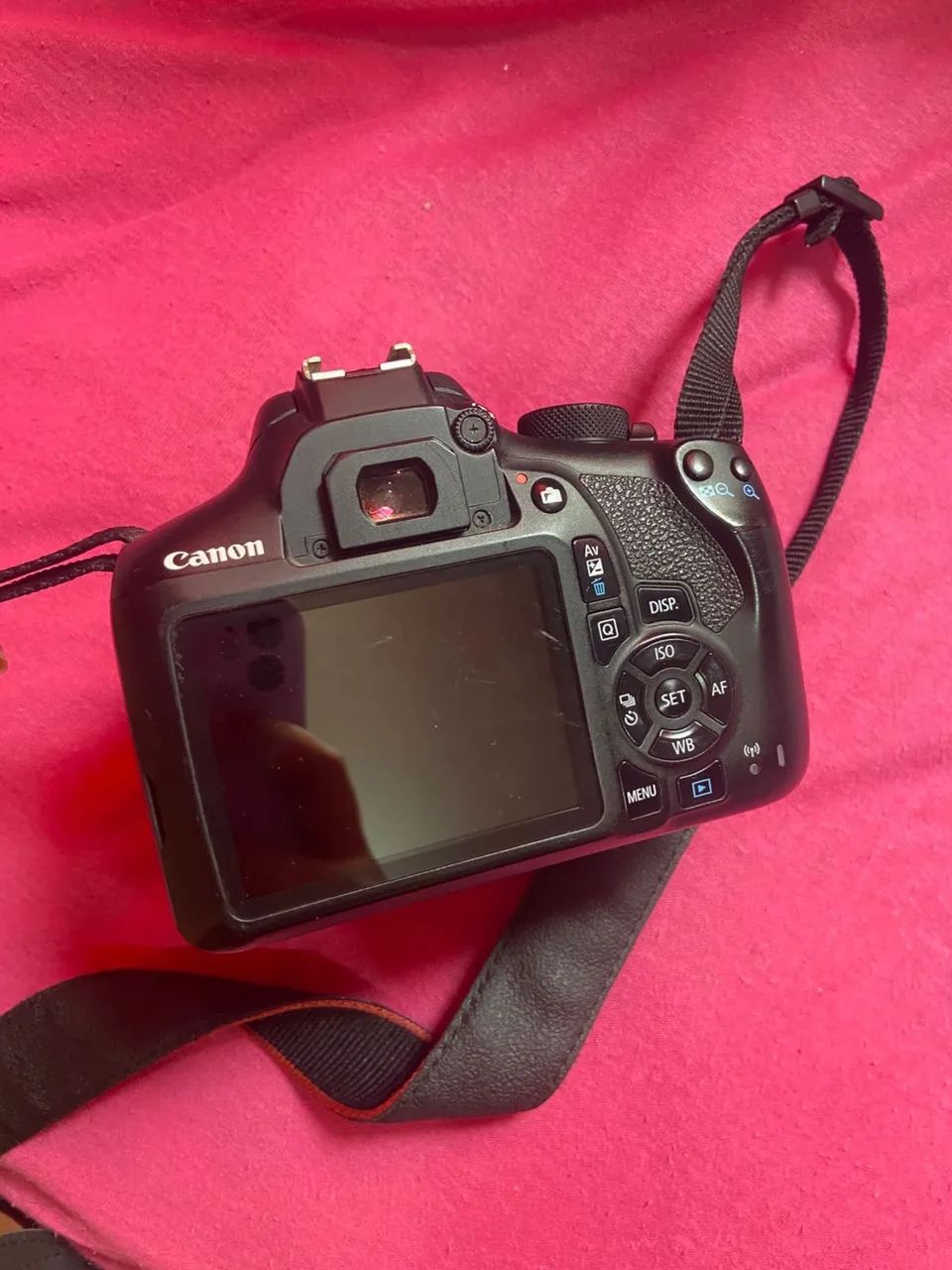 CÂNON EOS REBEL T6 - Foto 2