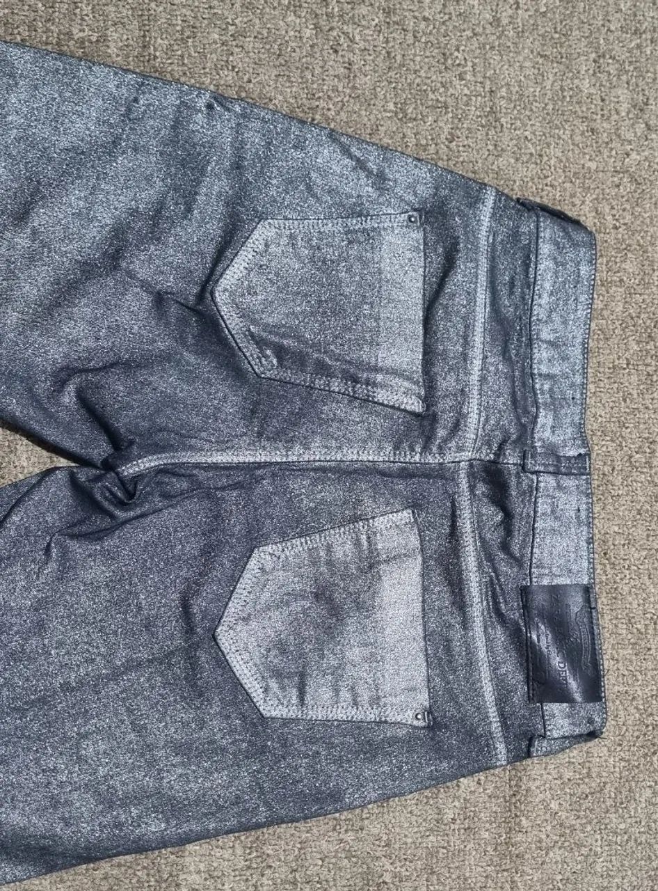 Calça zara 34 preta com brilho - Foto 4