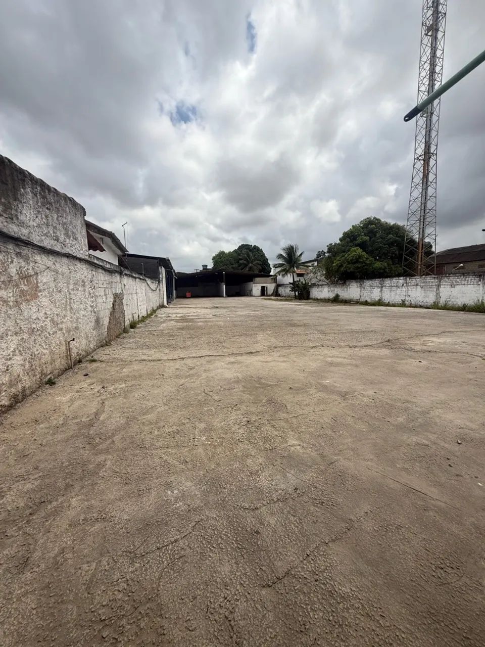 ALUGA-SE IMÓVEL PARA FINS COMERCIAIS - Foto 3