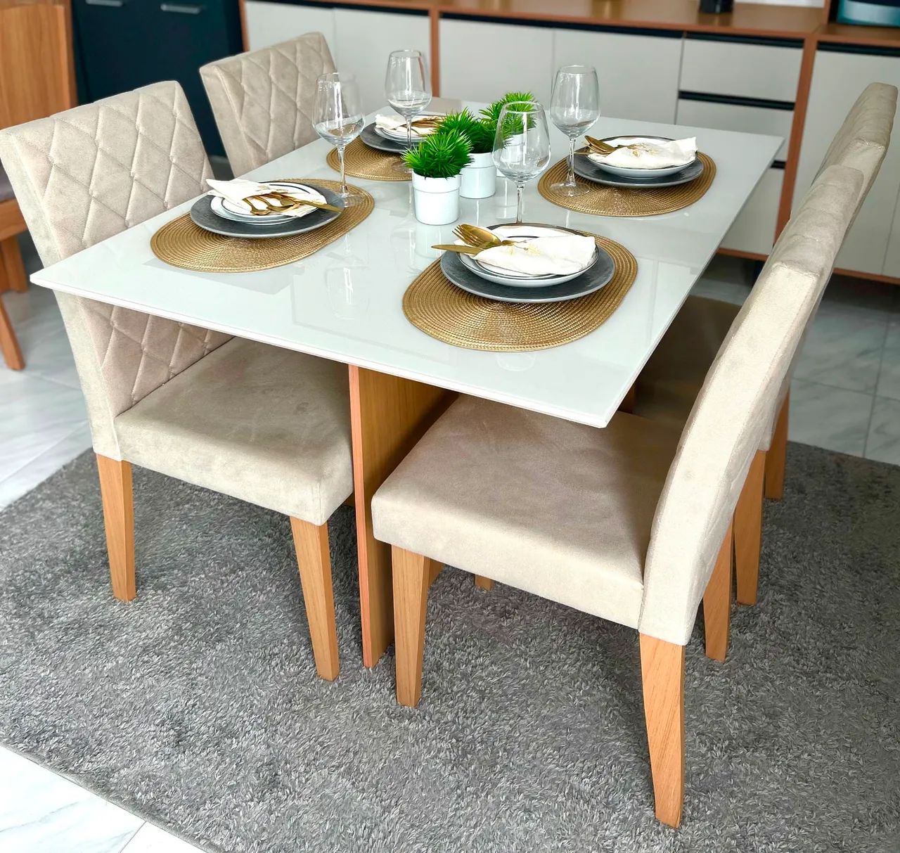 Mesa de jantar e cadeiras  - Foto 3