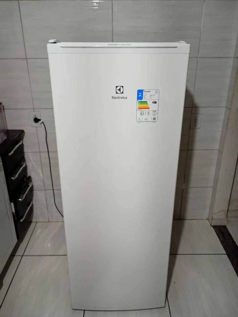 Freezer Vertical Eletrolux ( Modelo: FEI23 ) A++