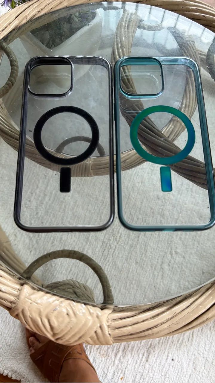 Capa iphone 16 pro max com mega safe