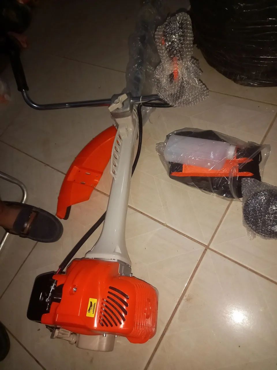 Roçadeira stihl nova funcionando perfeitamente  - Foto 2